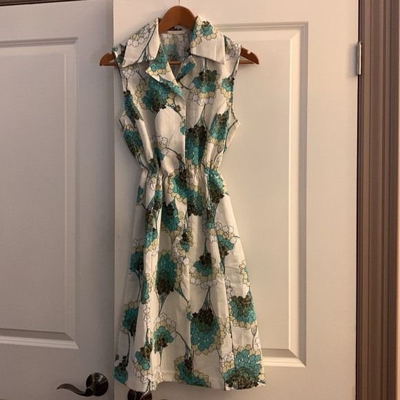 Vintage looking dress - Picture 2 of 7